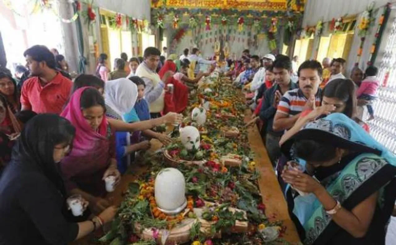 Shravana Shivaratri 2017: Know Lord Shiv puja vidhi, muhurat and importance of holy month Sawan