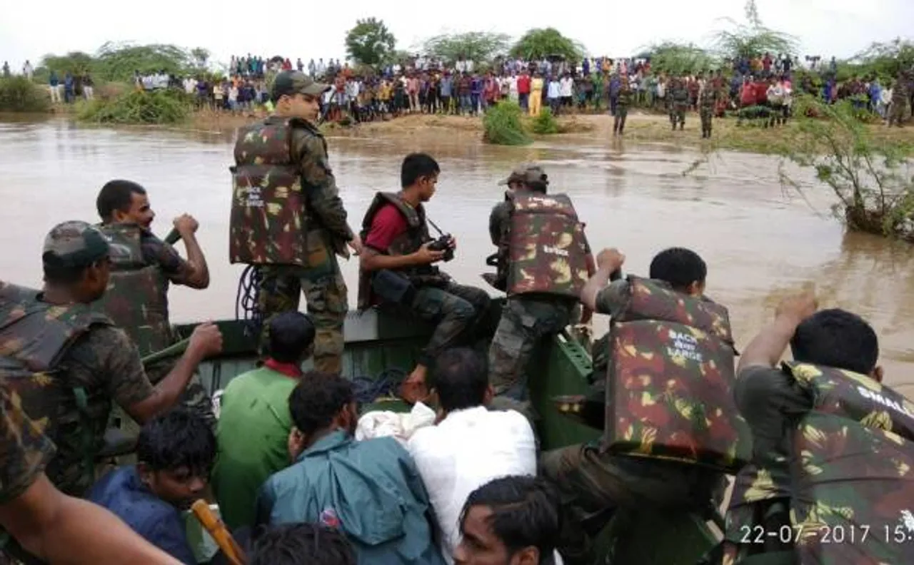 Gujarat flood: Indian Army steps in to bolster rescue and relief efforts; save 35 lives on day 1