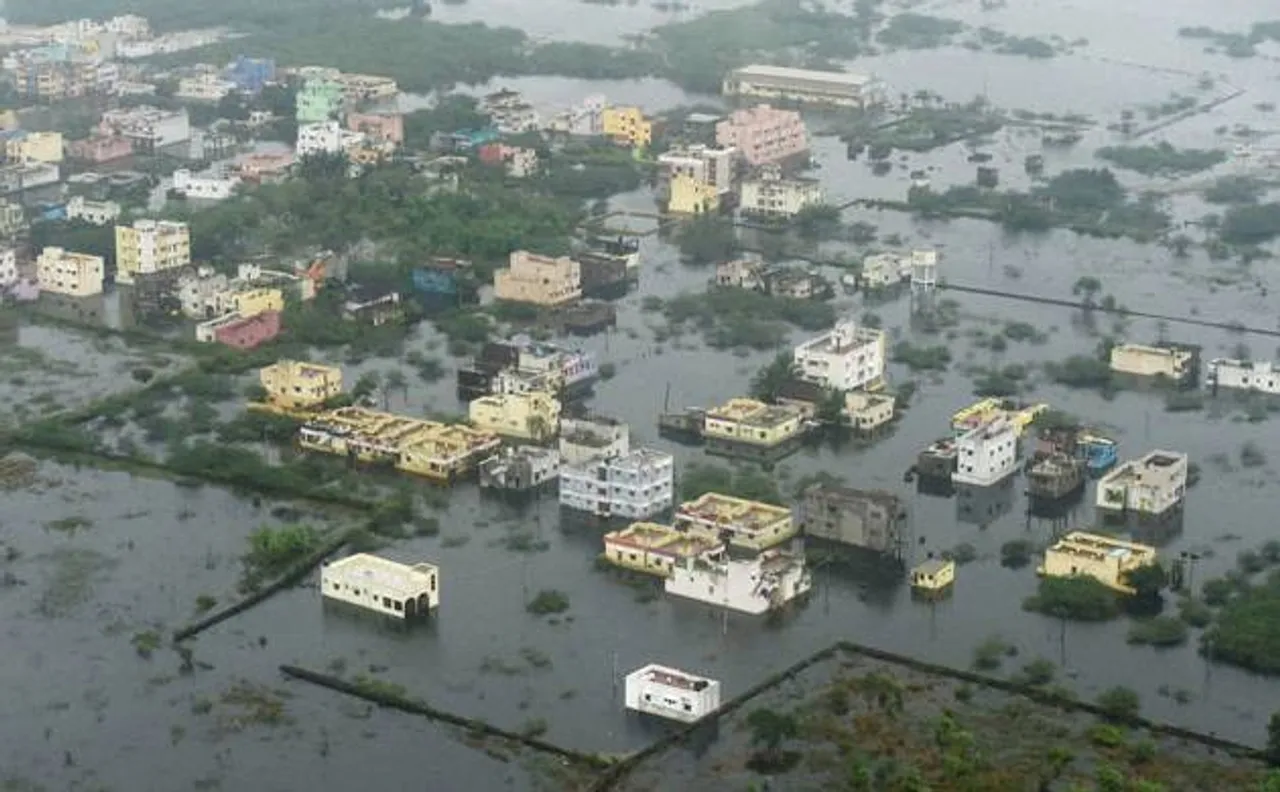 Heavy rains cause flood in many states; Gujarat, Rajasthan hit most, Odishaâ€™s rivers flowing above danger mark