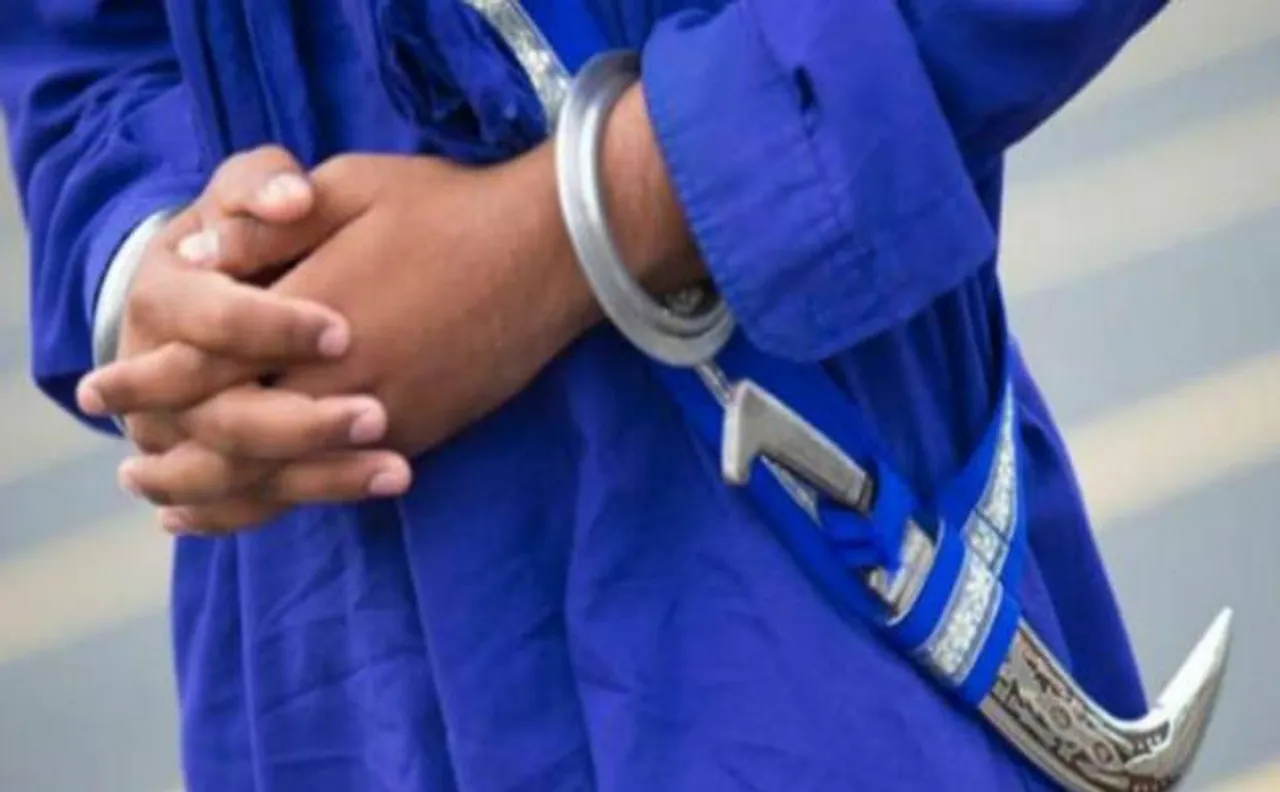 Sikh man asked to take off his kirpan and 'get out' of bus in Australia