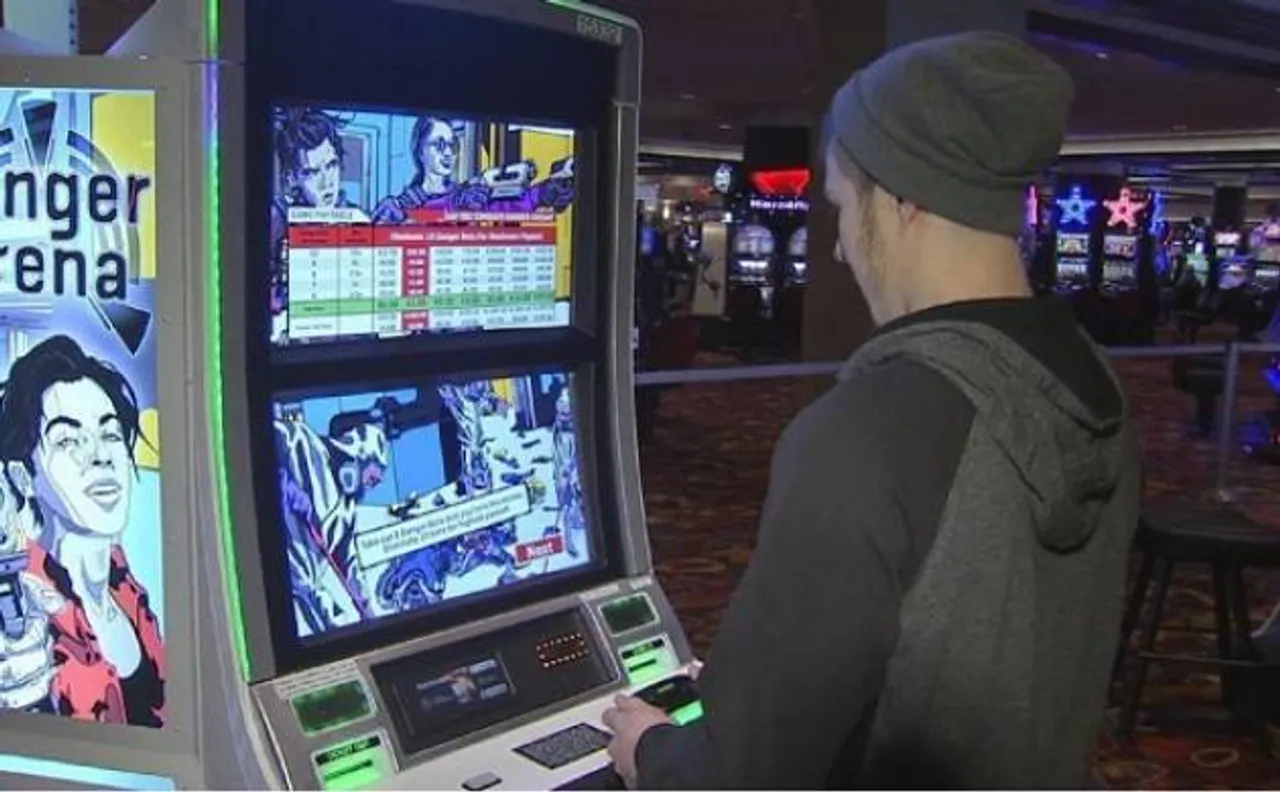 Feeling stressed at work? Playing video games at breaks may make you feel better 