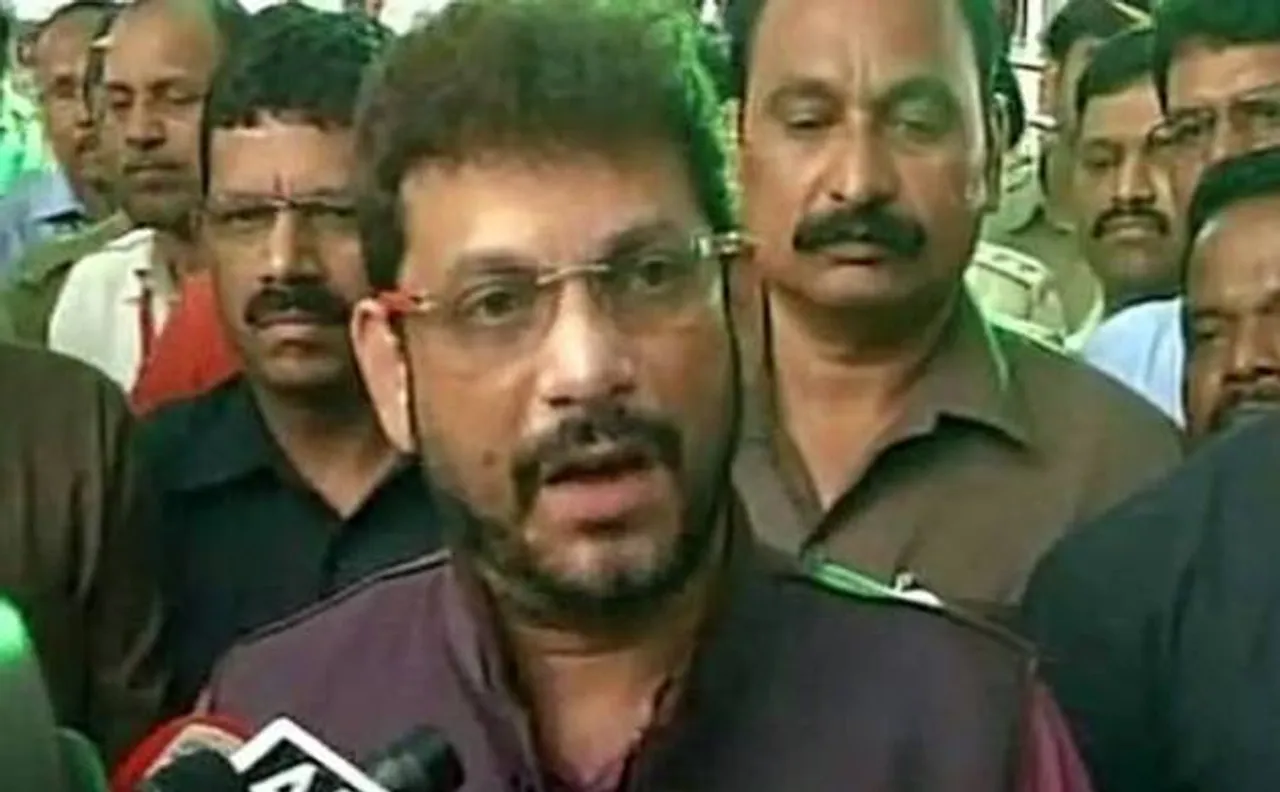Vande Mataram verdict: AIMIM leader Waris Pathan says wonâ€™t sing national song at any cost