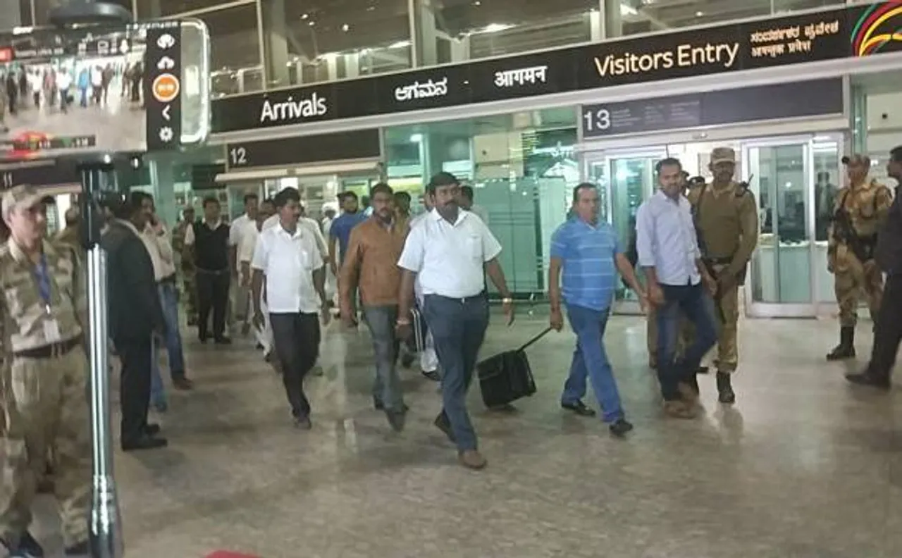 Afraid of poaching by BJP, Congress flies out 38 MLAs from Ahmedabad to Bengaluru, remaining others to join later 