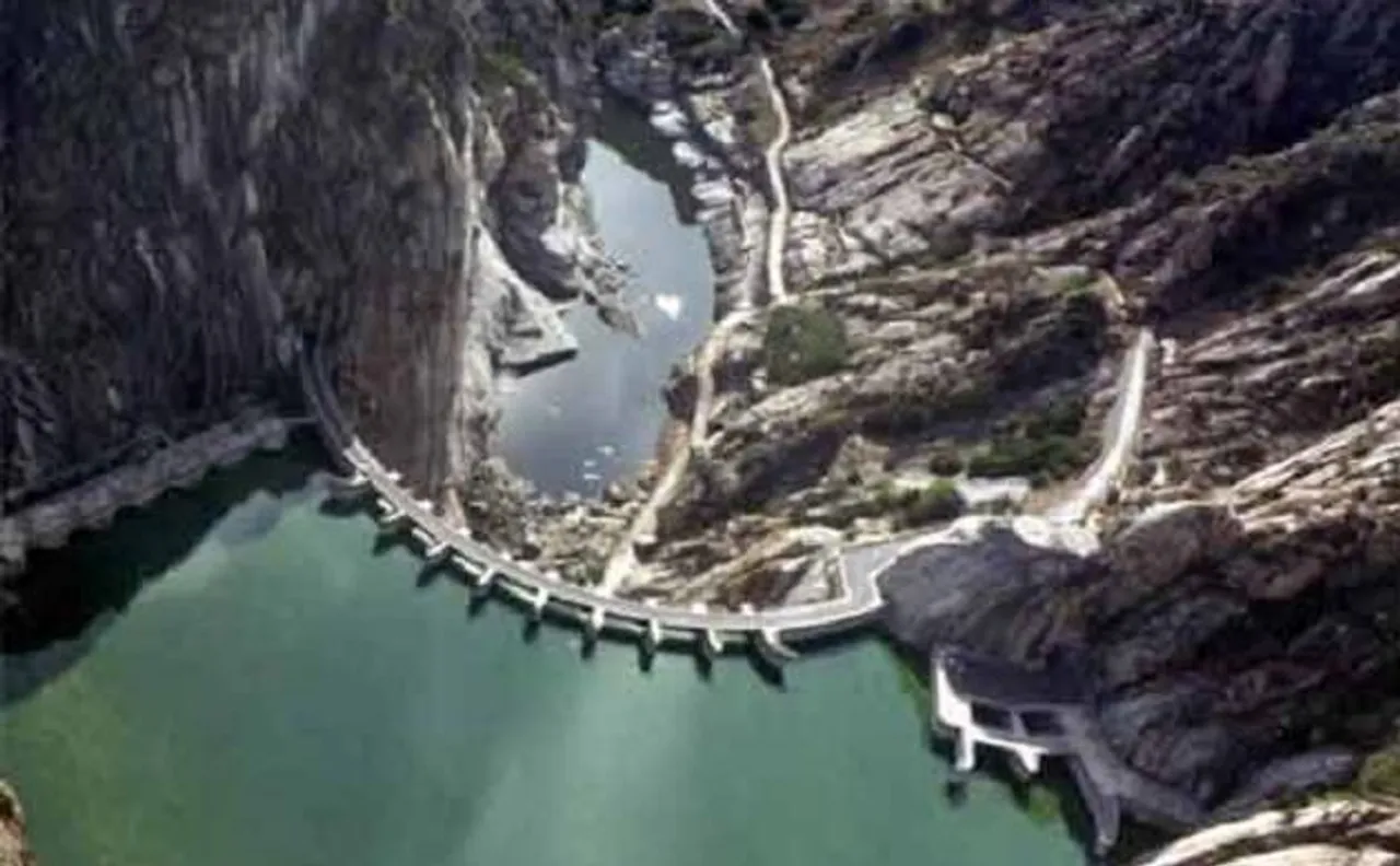 Indus Waters Treaty: Ignoring Pakistan's protest, world bank allows India to construct Kishanganga project 