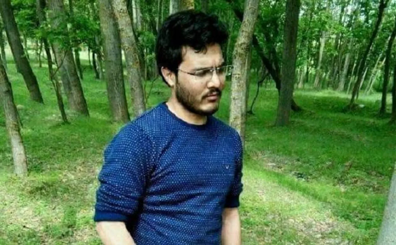 Abu Dujana's weakness for women led to his killing; 1 more civilian injured in encounter succumbs to injuries