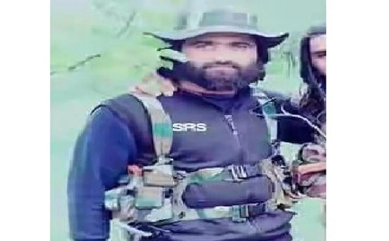 J&K: Encounter breaks out in J&K's Pulwama, top Lashker commander Ayub Lelhari trapped