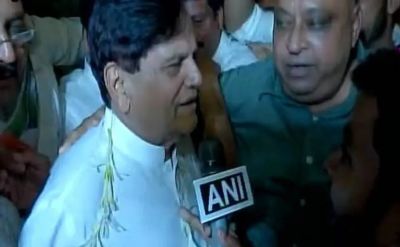 Gujarat RS polls: Congress leader Ahmed Patel wins, thanks all MLAs & leadership of party