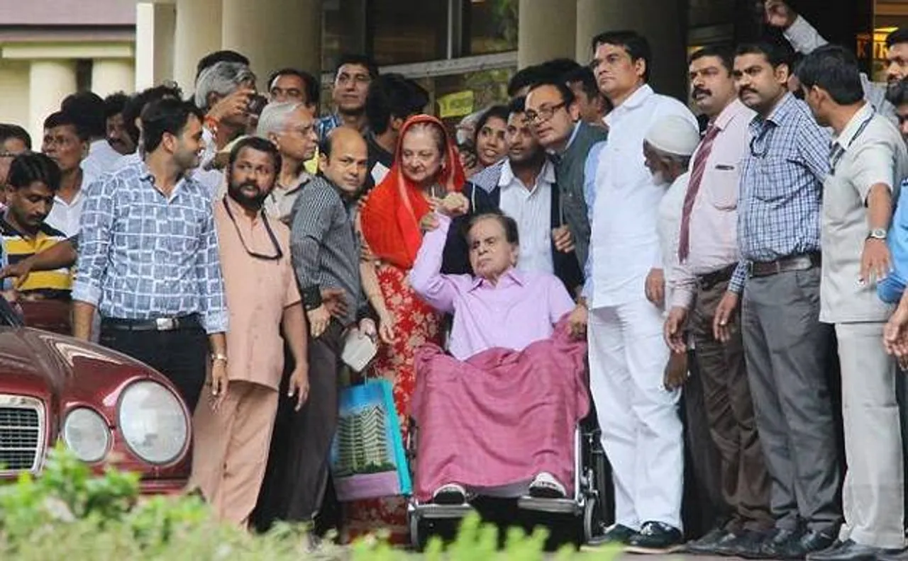 Veteran actor Dilip Kumar discharged from Mumbai's Lilavati Hospital