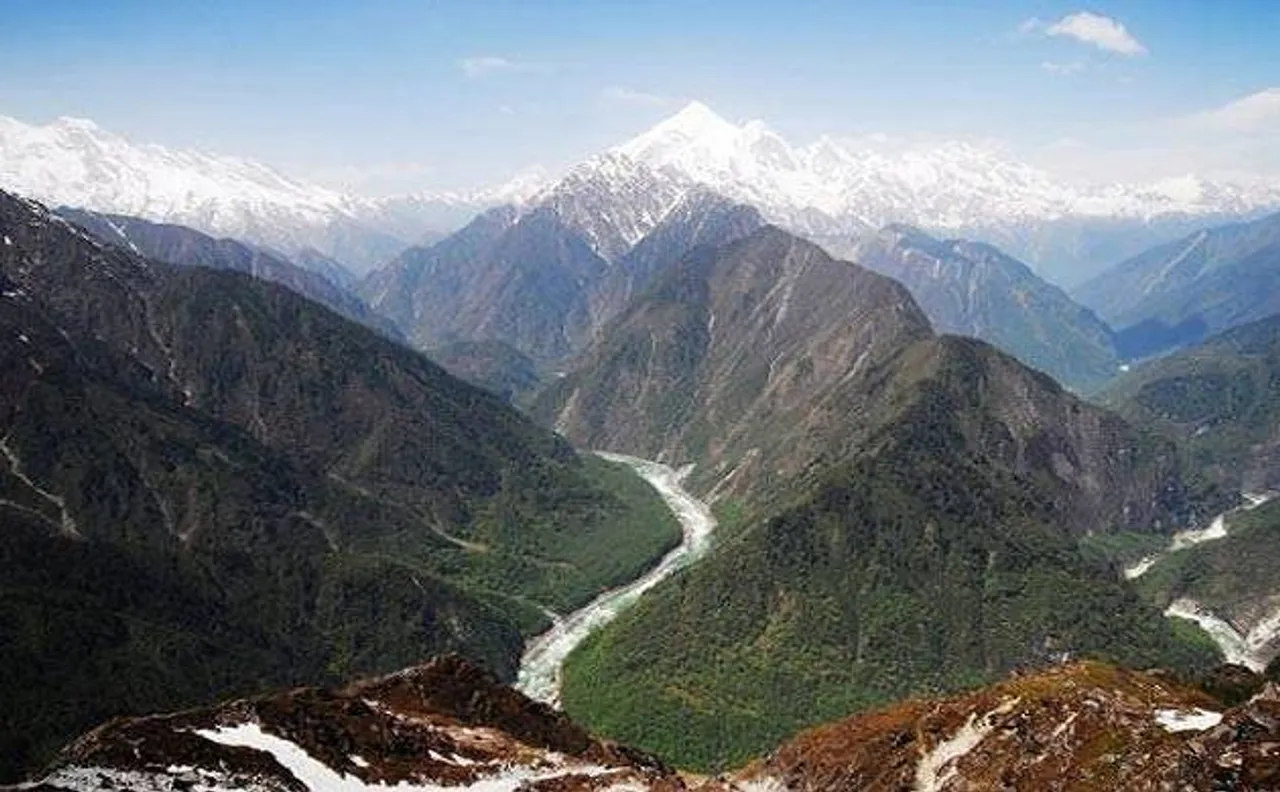 China closes Brahmaputra Grand Canyon for tourists due to continuous heavy rainfall