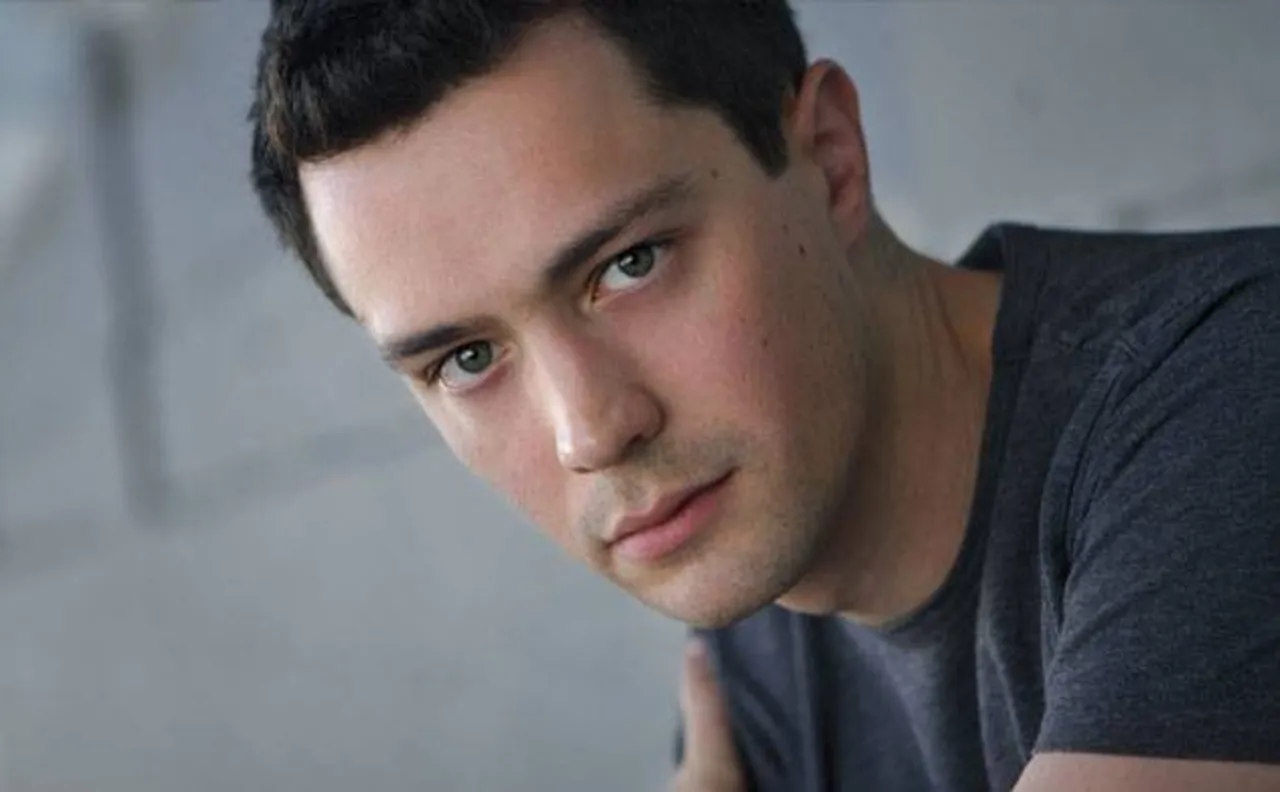 Christian Coulson to star in an indie rom-com 'Bite Me'
