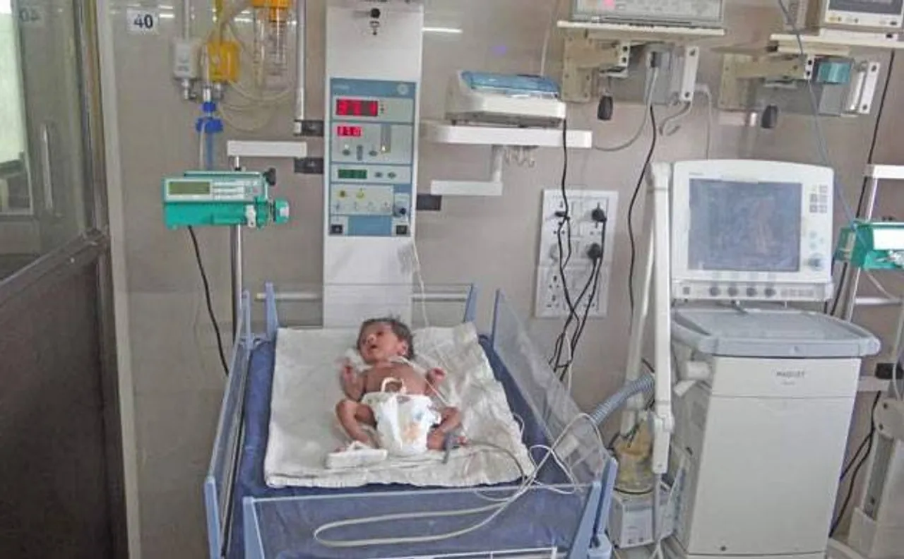 MP: Baby girl delivered in toilet found alive after two hours of birth in Sheopur