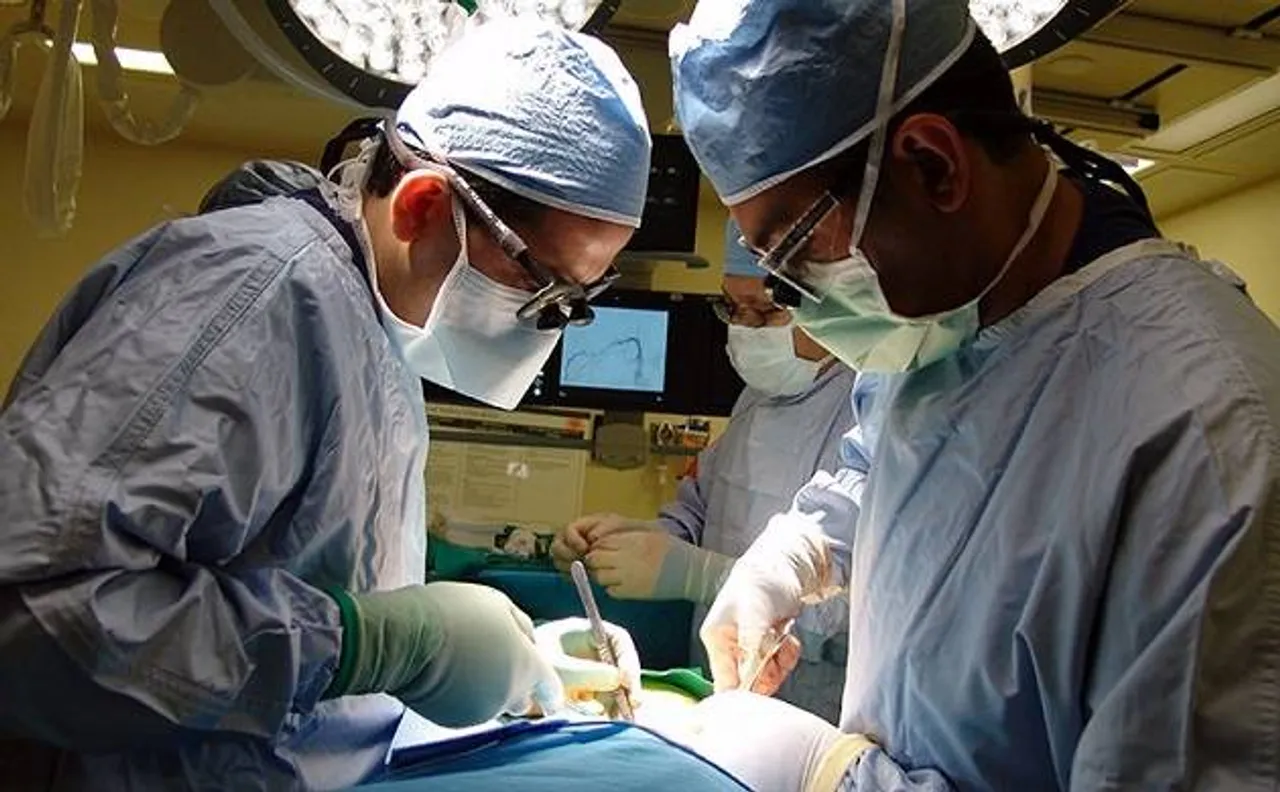 Tumour weighing 3.2 kg successfully removed from the chest cavity of Russian national at Delhi hospital