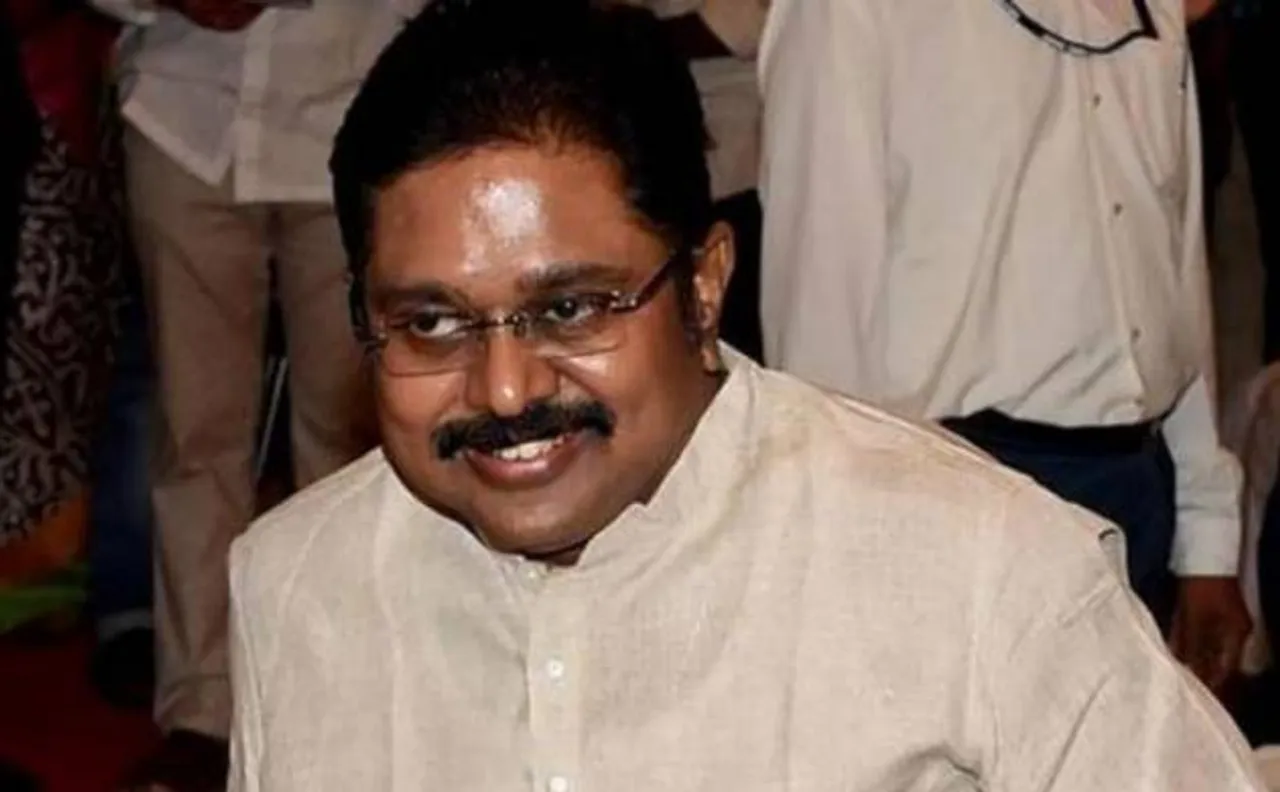 AIADMK merger: MLAs supporting Dhinakaran to meet Governor today 