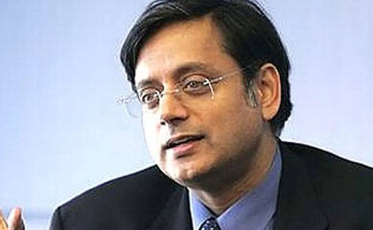Doklam standoff: Shashi Tharoor praises PM Modi, MEA; dubs Chinese withdrawal of troops as victory of Indian diplomacy
