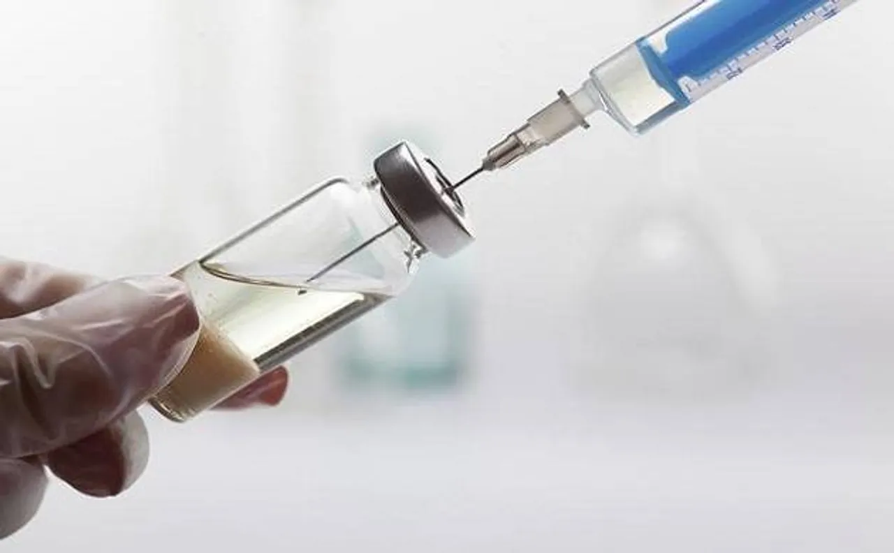 Vijayawada: Family members protest at hospital after injection paralyses hand of pregnant woman