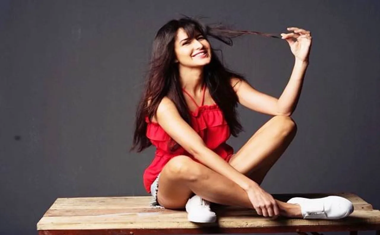 Photo: Katrina Kaif does same mistake again and again. Is it Salman Khan?