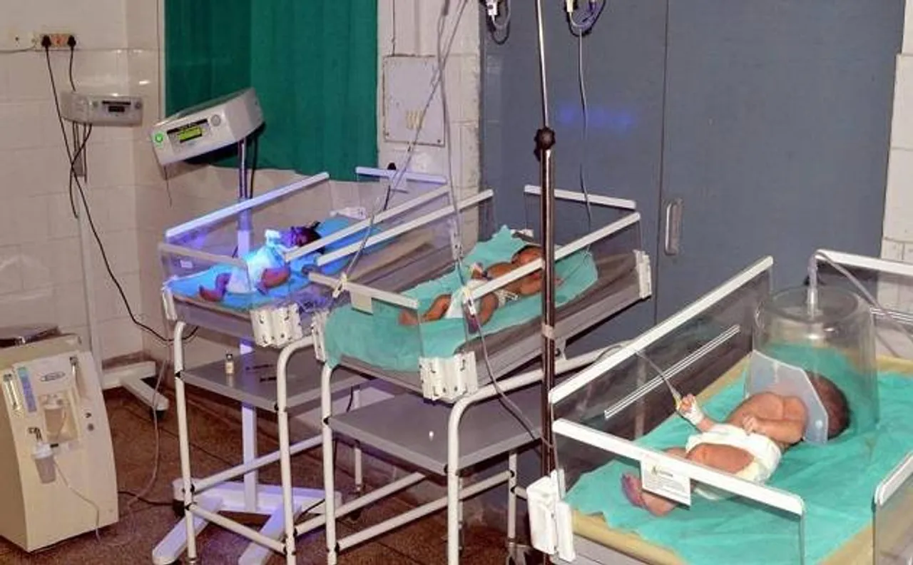 Farrukhabad tragedy: Govt. doctors go on mass leave to protest FIR against colleagues