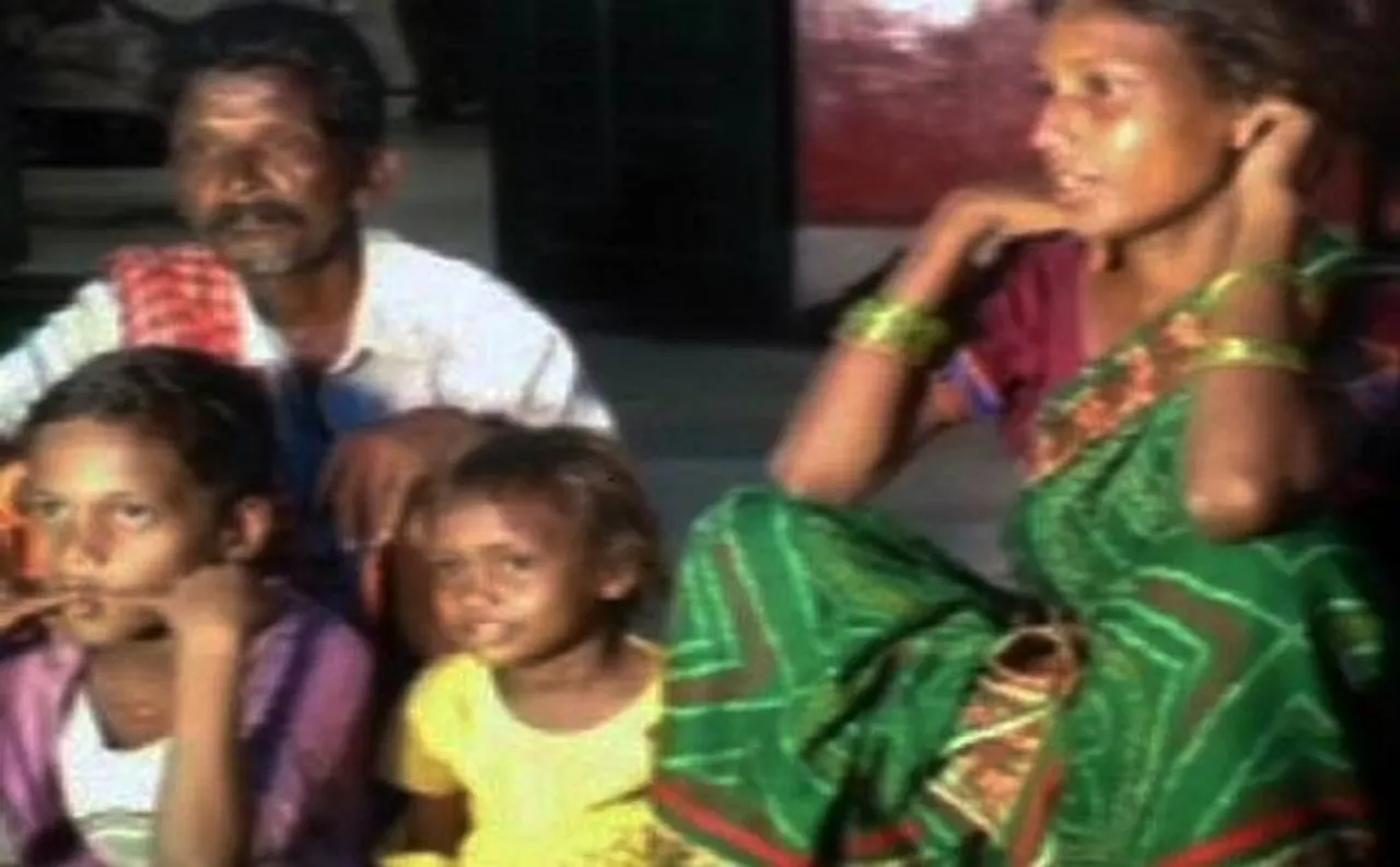 Odisha man sells son for Rs 25000 to buy smartphone, alcohol 