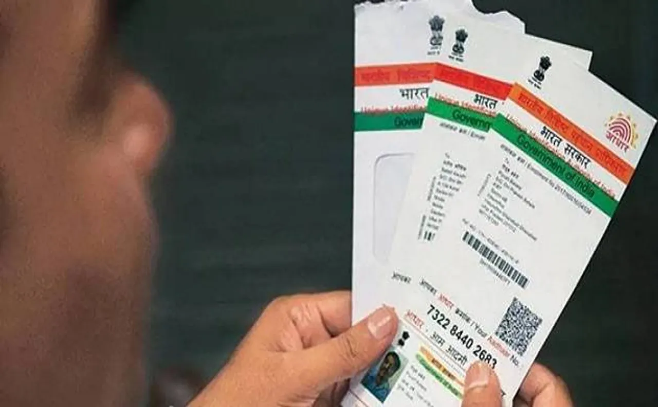 Centre plans to link Aadhaar card to get driving licence 