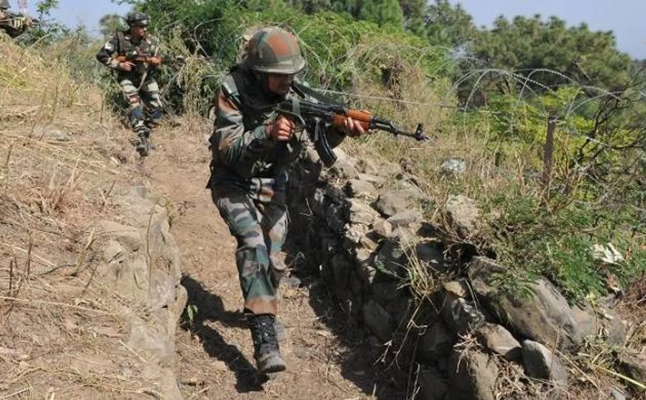 Punjab: BSF kills two Pakistani smugglers, seizes heroin worth Rs 20 crore 