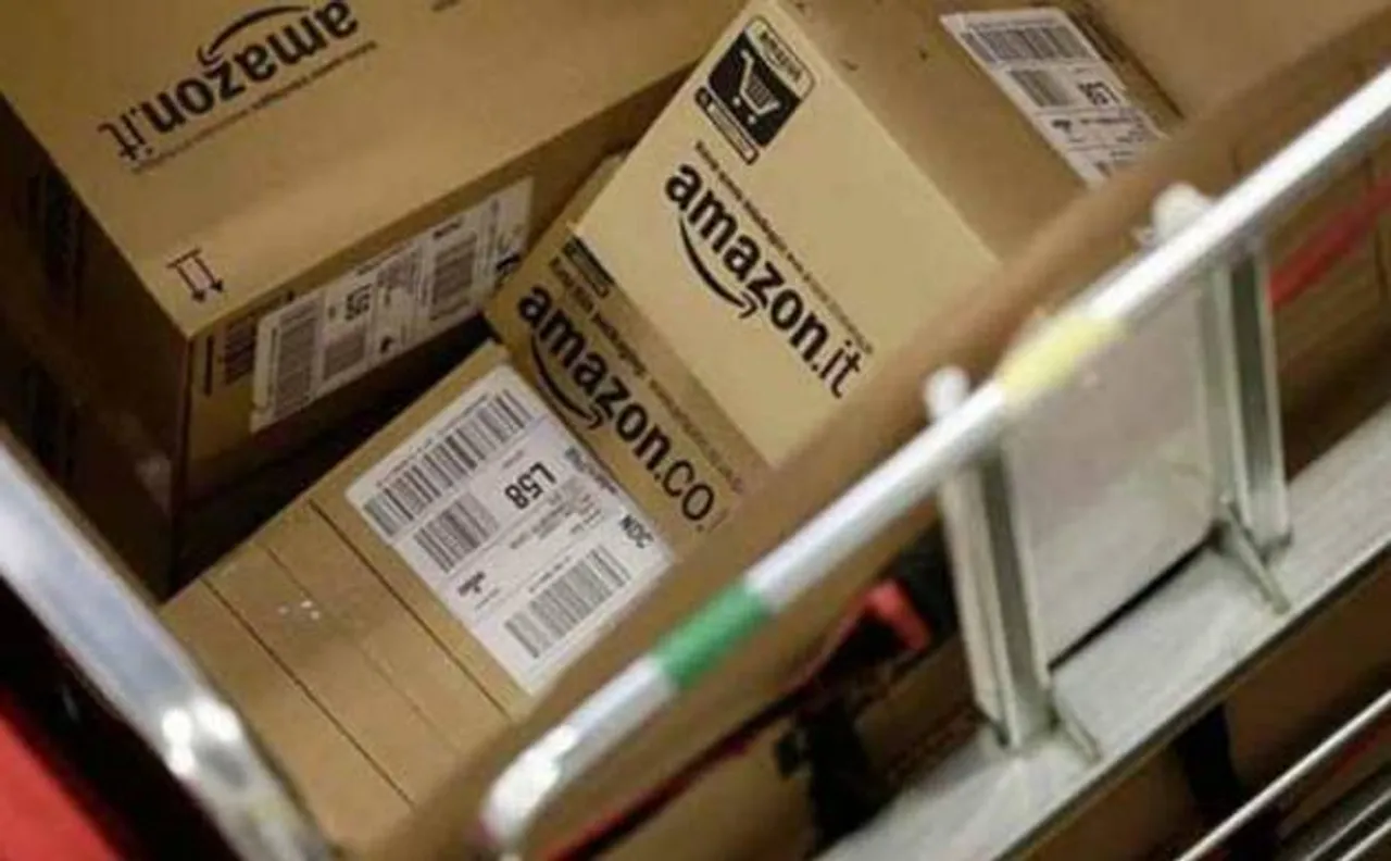 Flipkart, Amazon and Paytm Mall festive season sales on smartphone breaks last year record