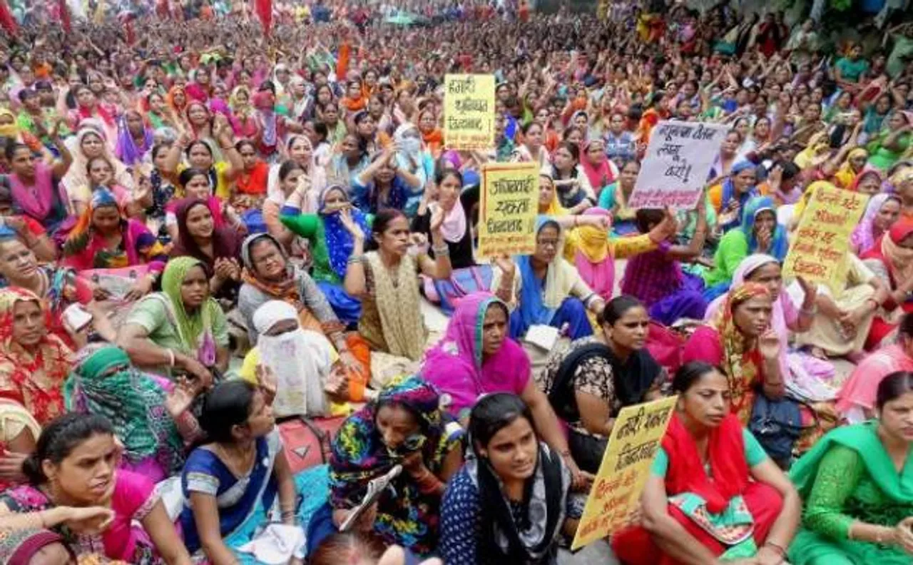 Despite salary hike Anganwadi workers in Maharashtra to continue strike