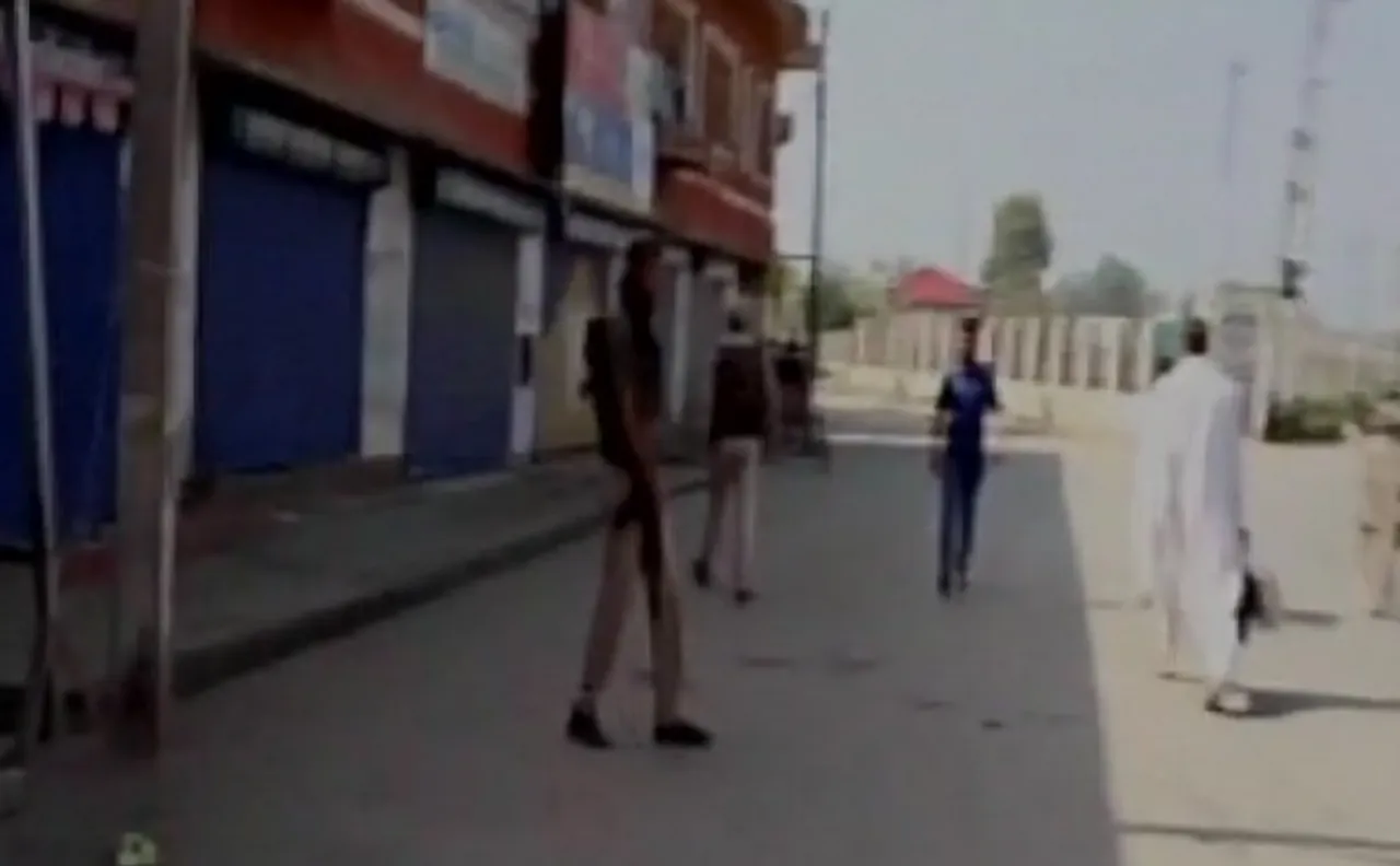 J&K: Five people, including 2 CRPF personnel, injured in grenade attack in Sopore