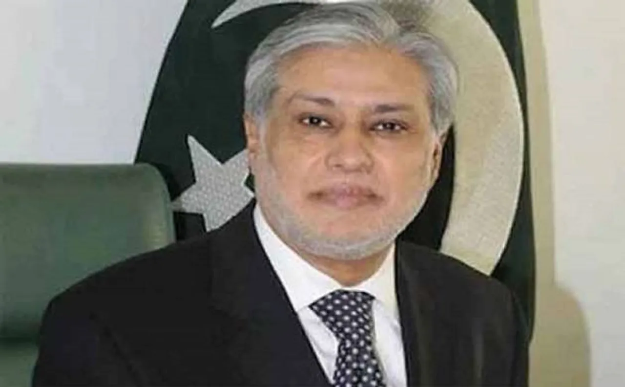 Pakistan FM Ishaq Dar appears before court in relation to Panama paper scandal