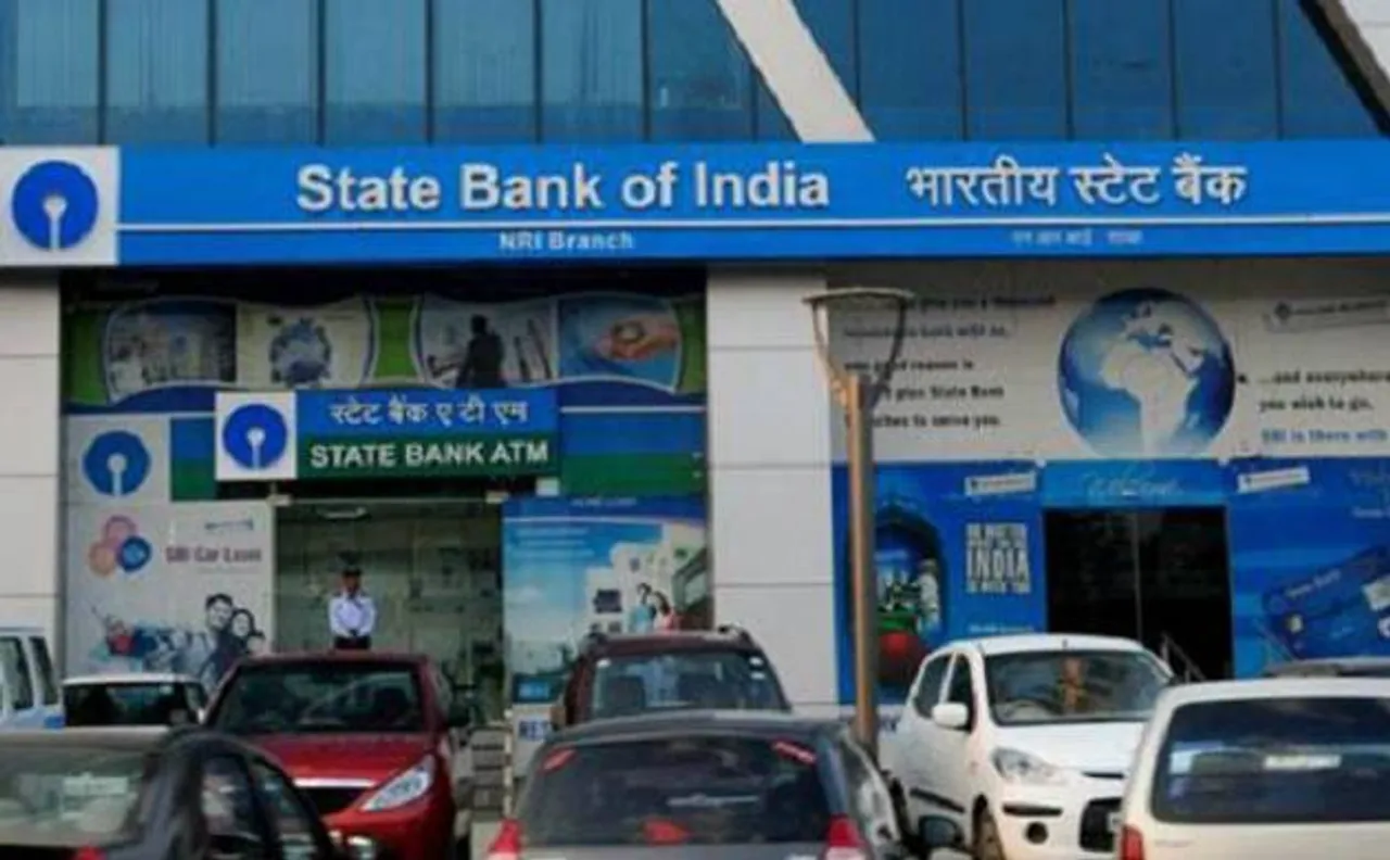Good news for SBI account holders, minimum balance requirement reduced to Rs 3000