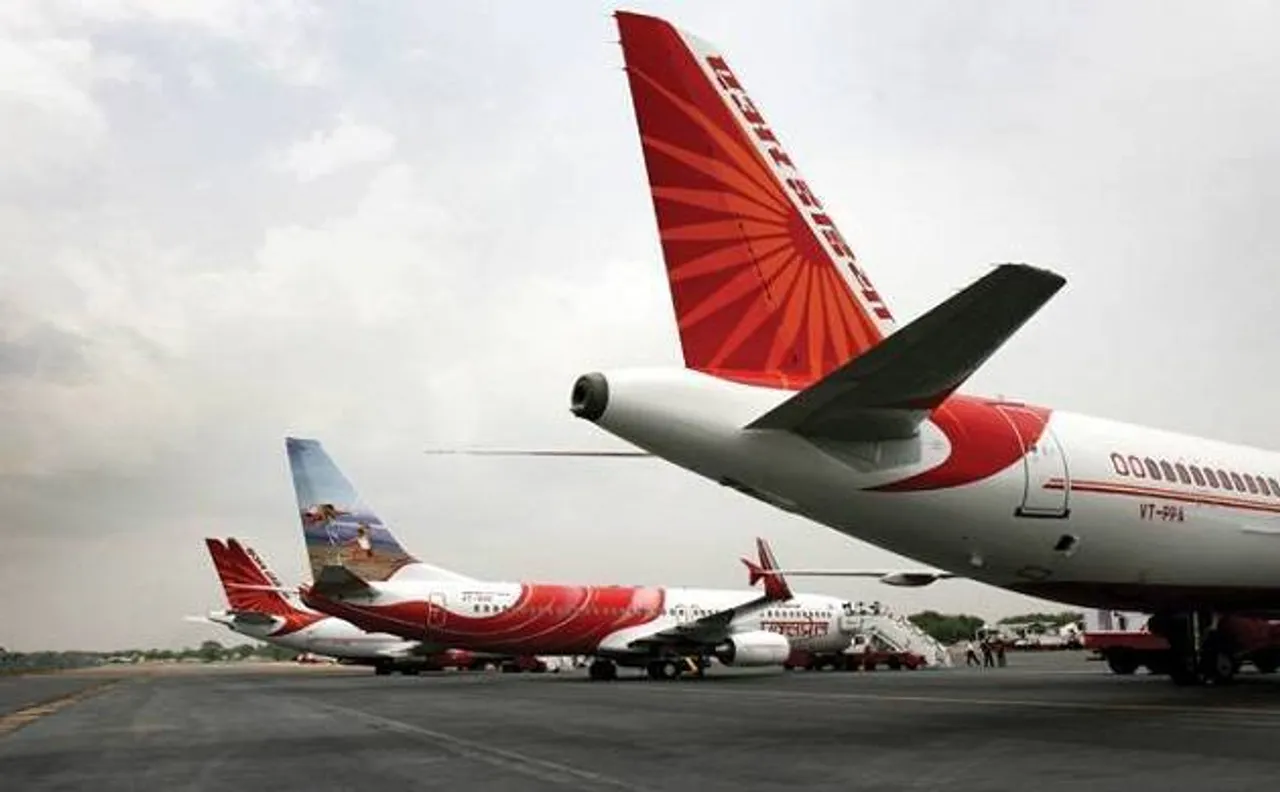 Air India ties up with IndusInd, Punjab National Bank for Rs 3,250 cr loan