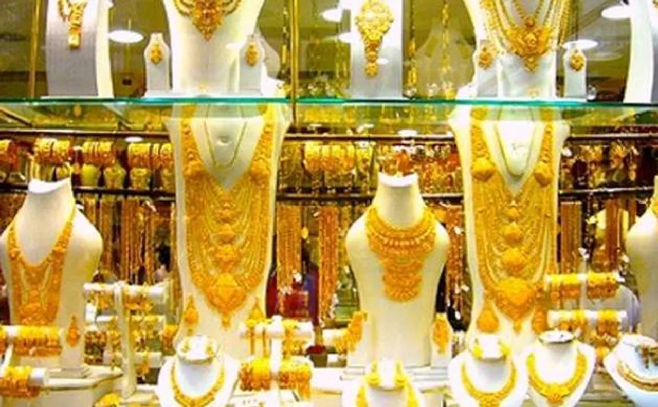 PMLA: Gems, jewellery dealers get exemption from reporting requirement