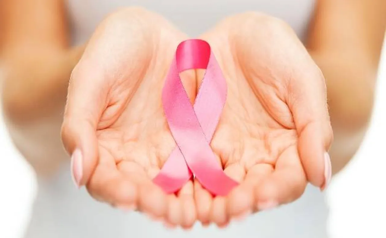 One in every eight women suffers breast cancer, experts emphasizes on early diagnosis, symptoms