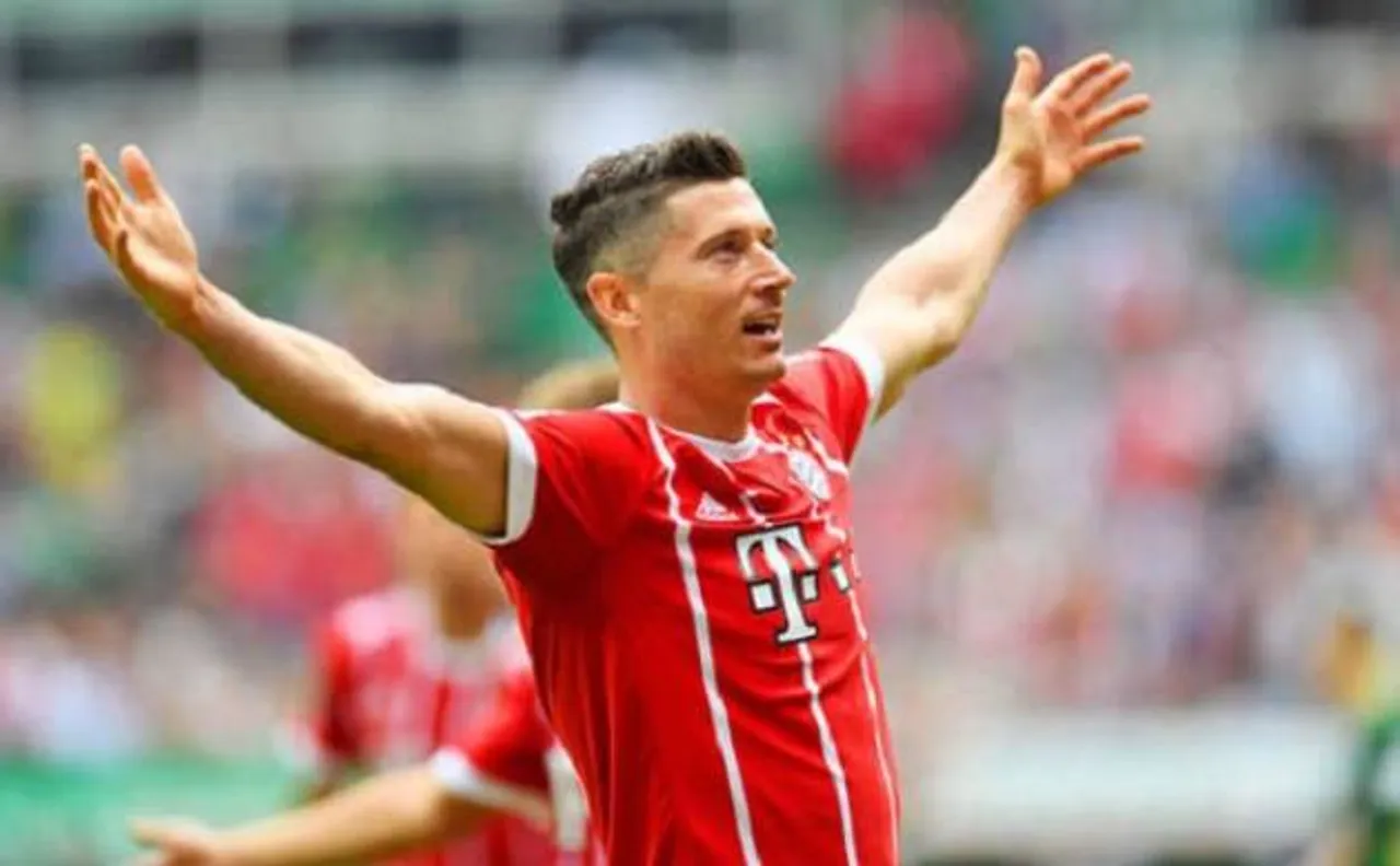 Robert Lewandowski breaks European goal-scoring record, helps Poland secure 2018 World Cup berth by defeating Montenegro 4-2