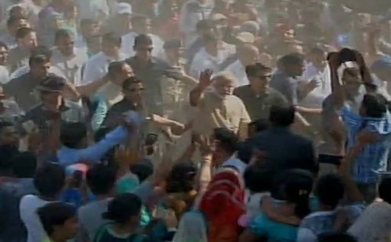 PM Modi pays visit to his school in Vadnagar