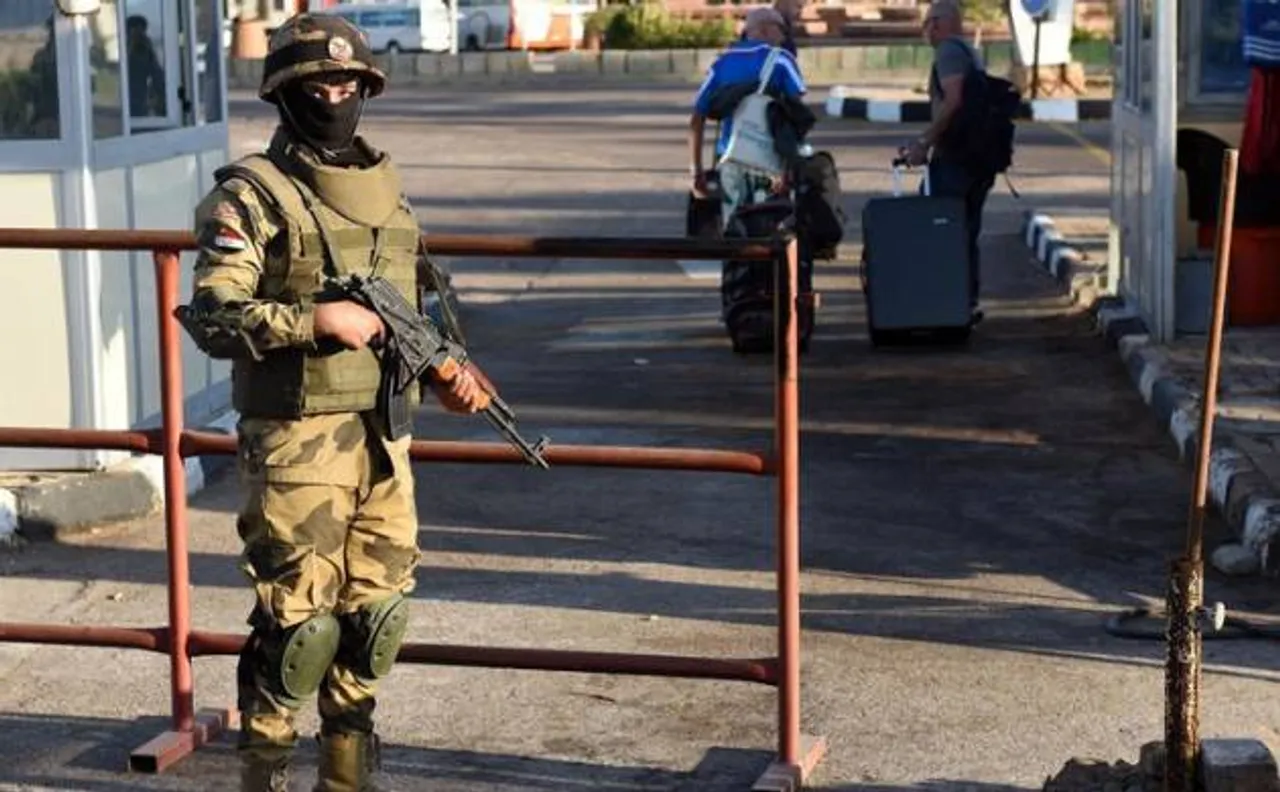 24 terrorists and 6 soldiers killed in Egypt as armed forces foiled terror attacks