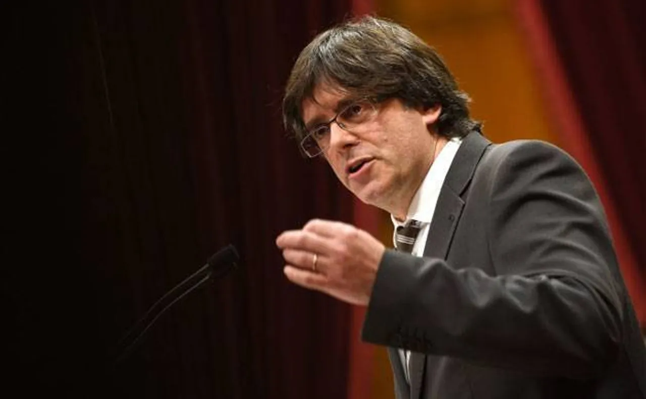 Spain govt gives Catalans until Thursday to clarify independence stance