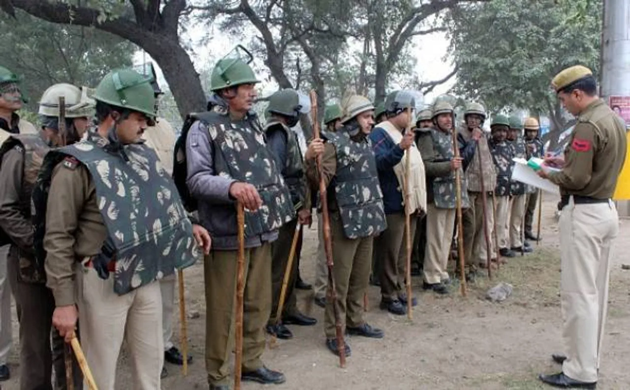 Armed, Para Military Forces can now make calls for Rs. 1 Per Min