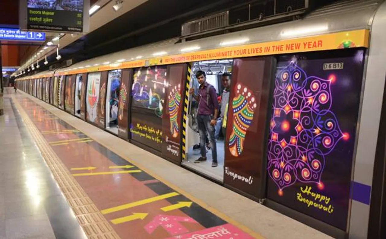 Delhi Metro to run till 10 pm on Diwali