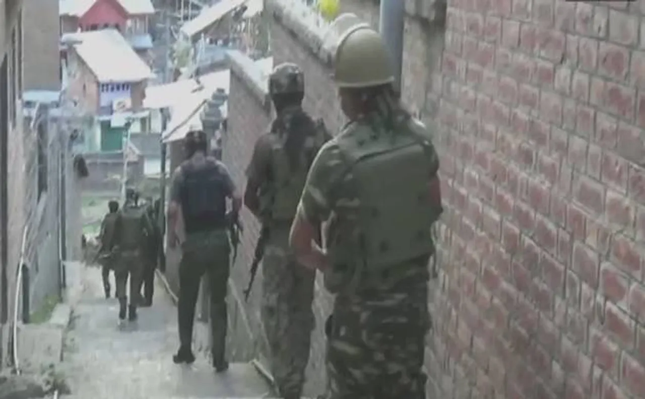 J&K: Terrorists hurl grenade at PDP MLA Mushtaq Ahmad house in Tral, no injury reported