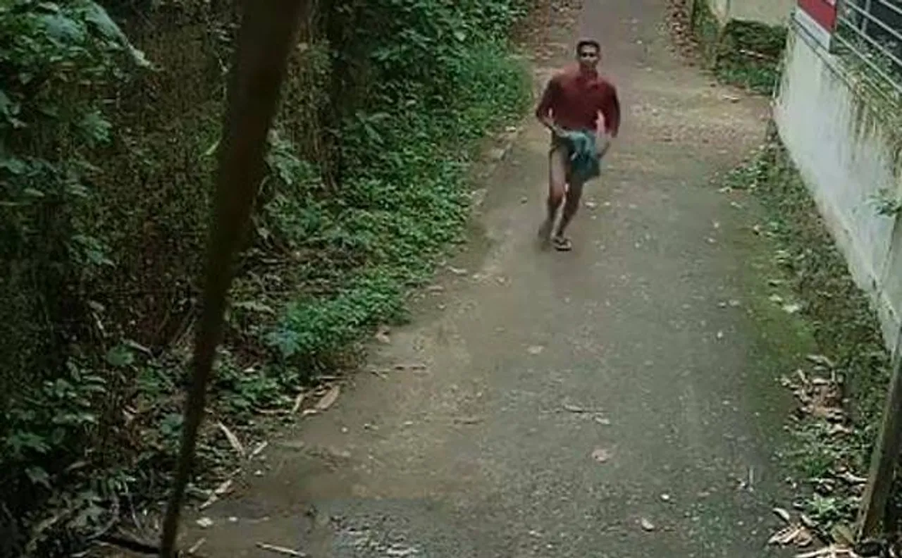 Caught on camera: Man held for assaulting woman in Kerala