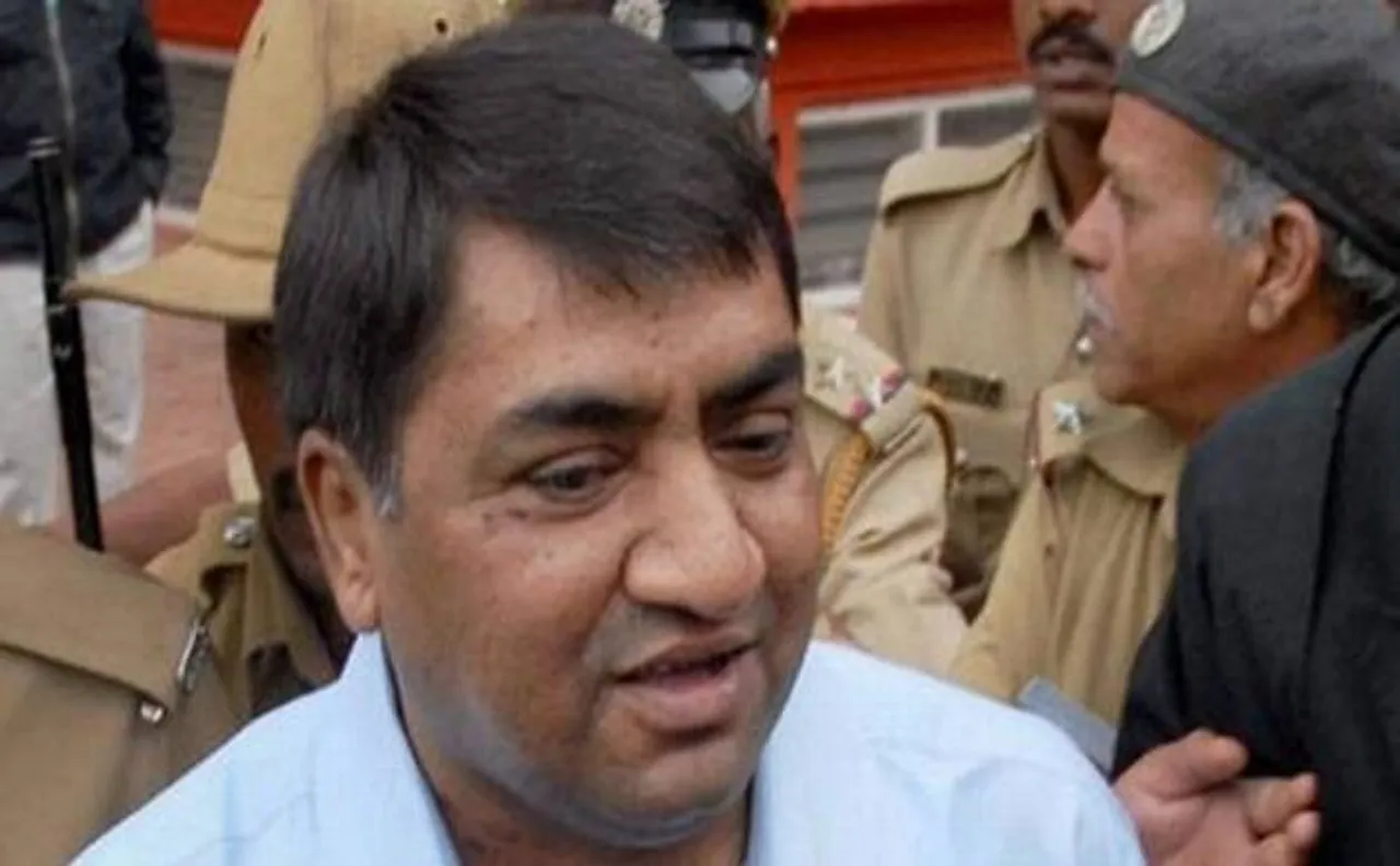 Abdul Karim Telgi, a convict in counterfeit stamp paper scam in critical condition