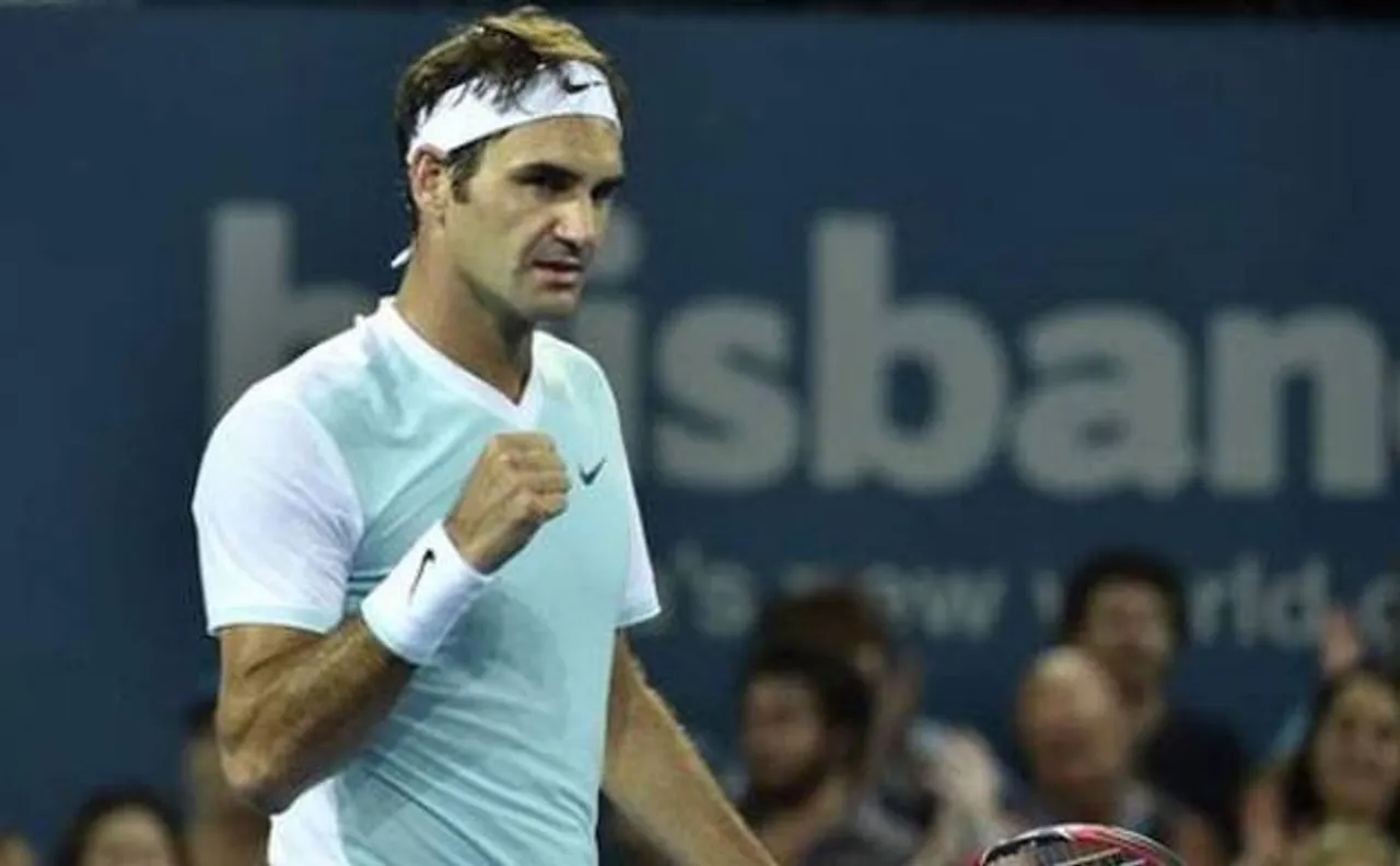 Roger Federer beats Juan Martin del Potro in hometown to win Swiss Indoors final
