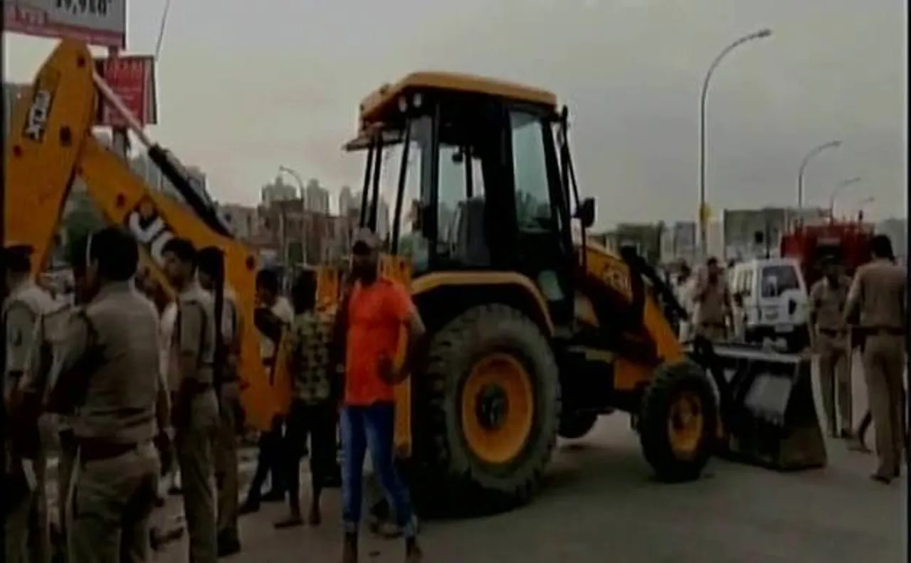 Worker dies while cleaning sewage at Mumbai Port Trust