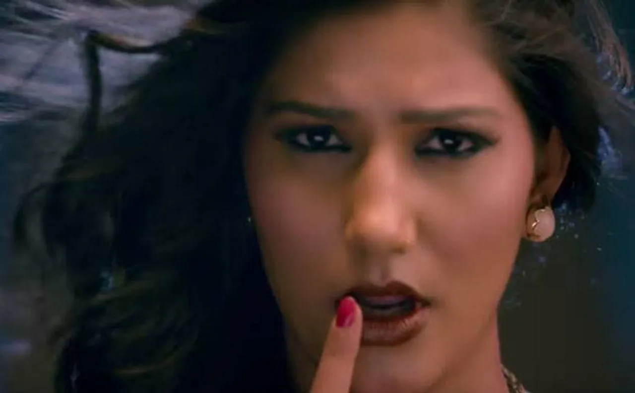 Bigg Boss 11: Haryanvi Sensation Sapna Choudhary to make her Bollywood debut with â€˜Love Biteâ€™