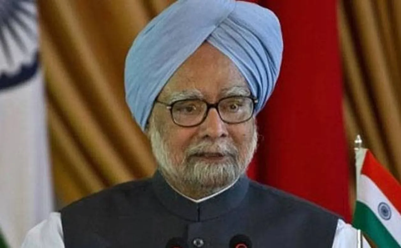 Gujarat Elections 2017: Manmohan Singh lambasts PM Modi, says bullet train project an 'exercise in vanity'