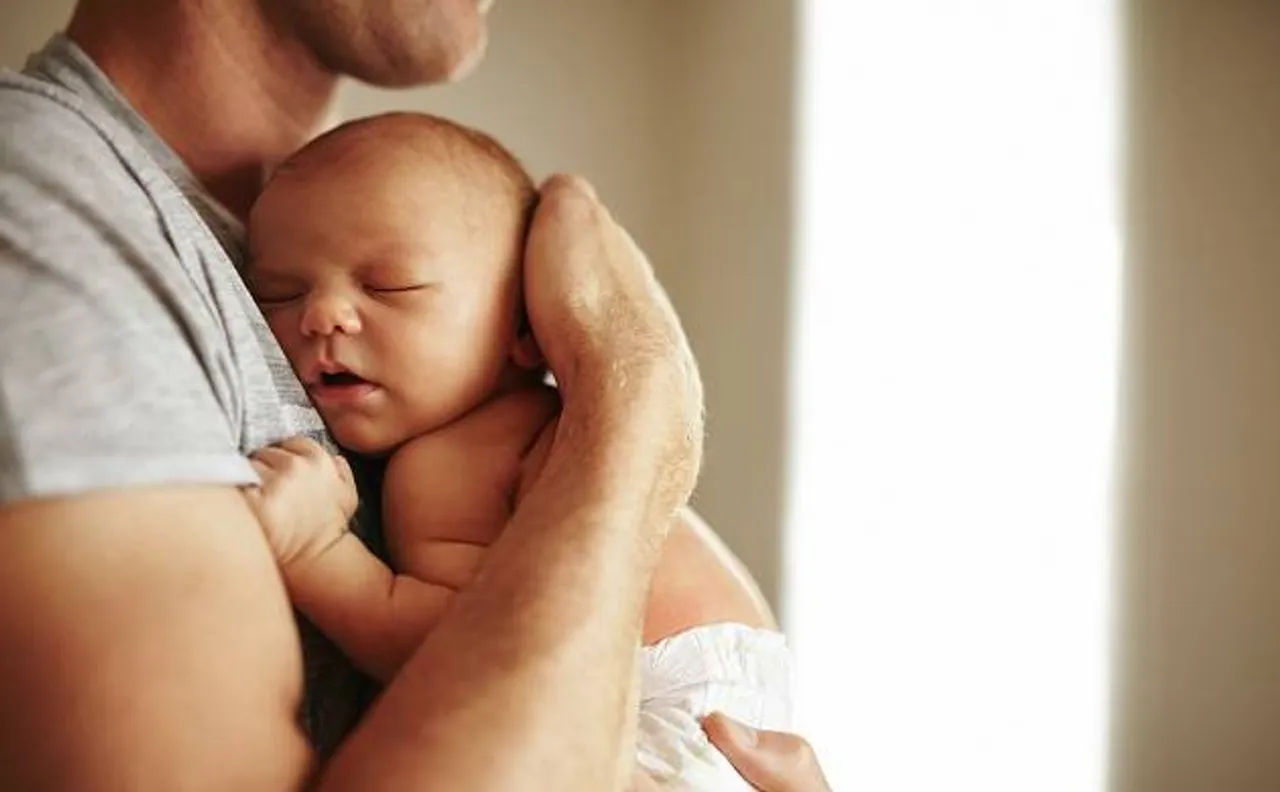 New fathers may also get baby blues, says study