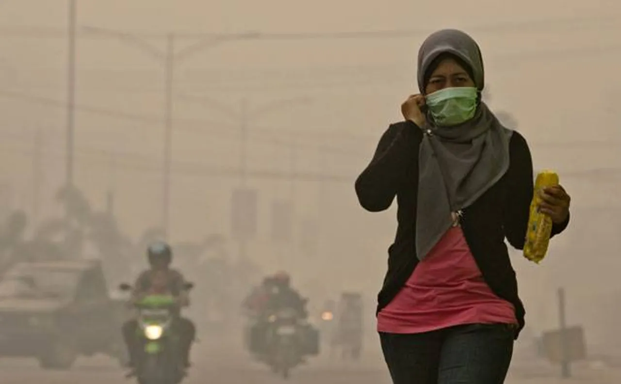 Delhi air pollution: Masks selling in market not sufficient to stay safe during perilous situation