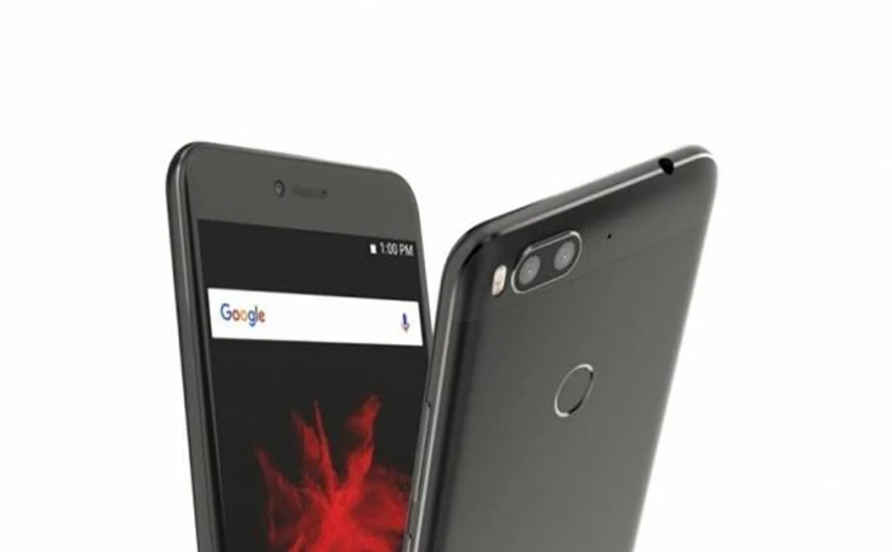 Flipkart enters smartphone market with Billion Capture+ 