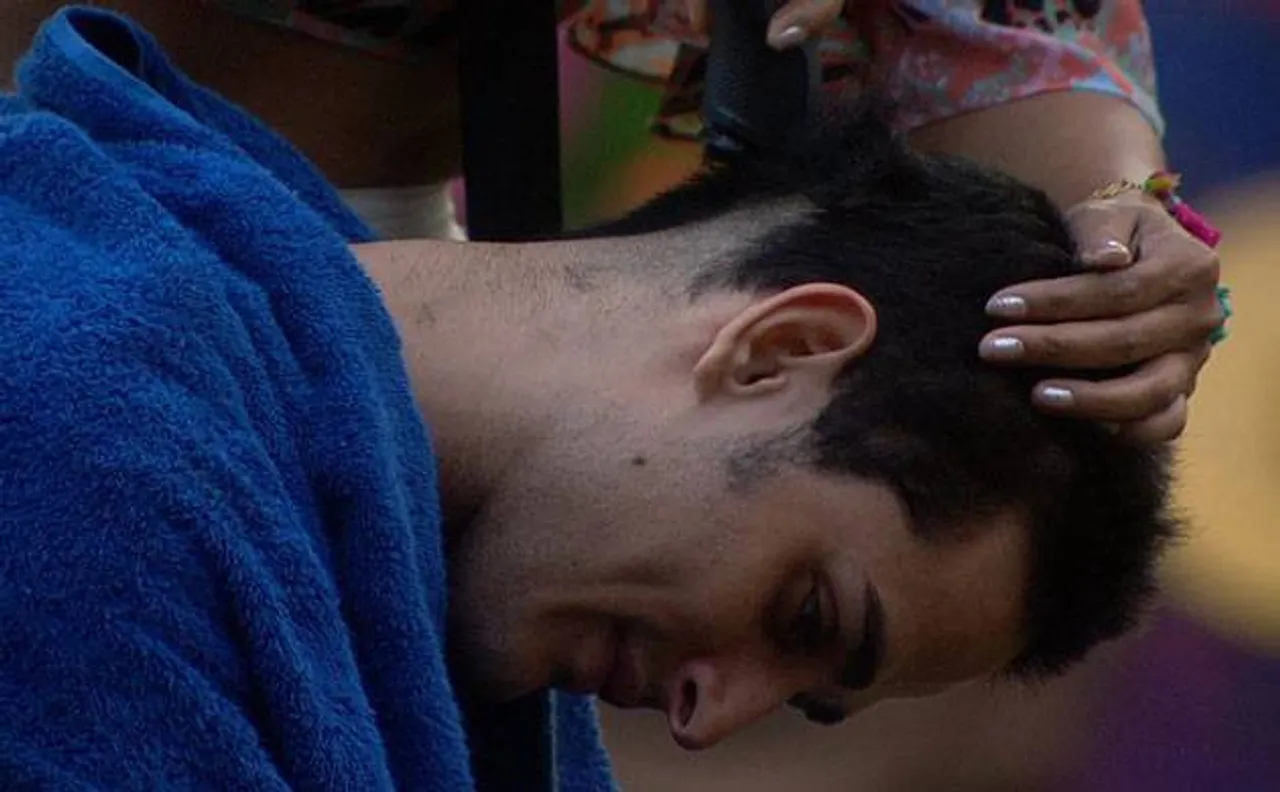Bigg Boss 11 Highlights: Priyank Sharma shaves his head to save Hiten Tejwani from NOMINATION