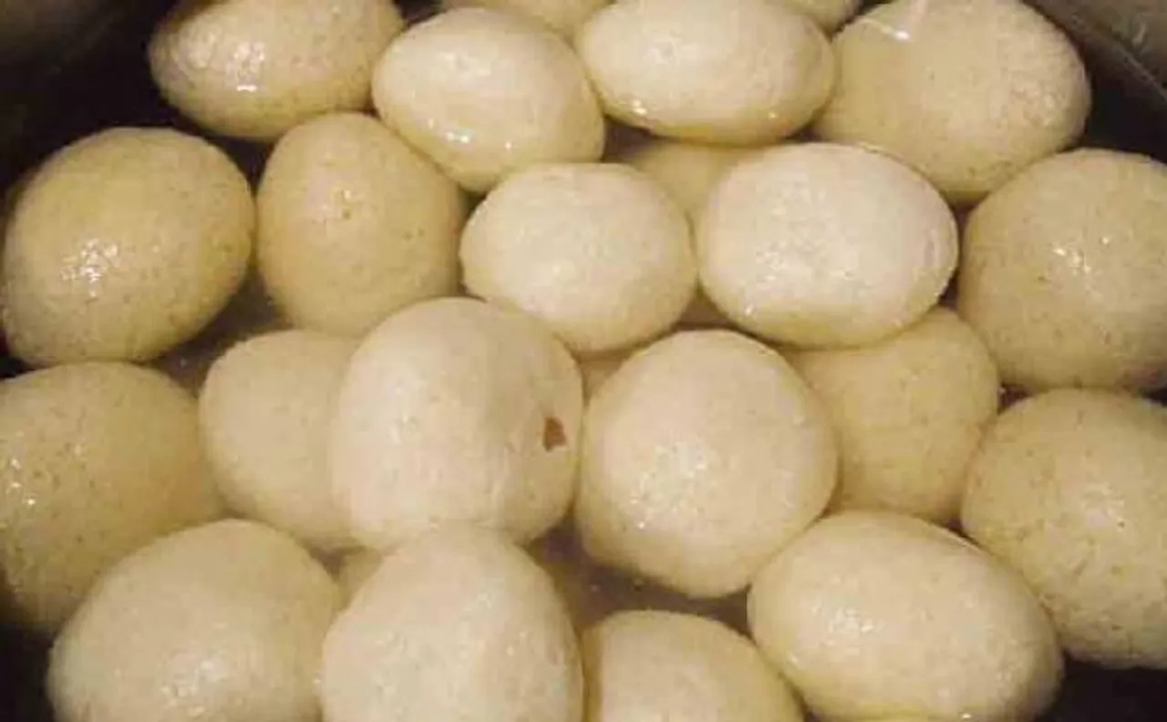 Rosogolla originated in West Bengal not Odisha stamps Geographical Indication